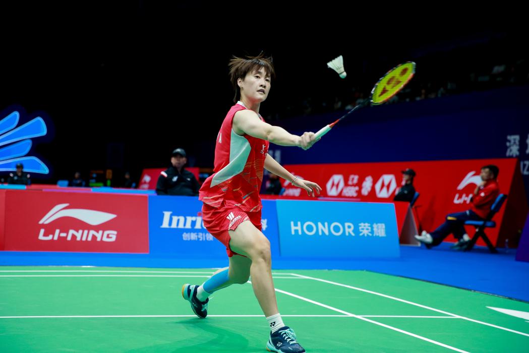 见也呈两极 见也呈两极