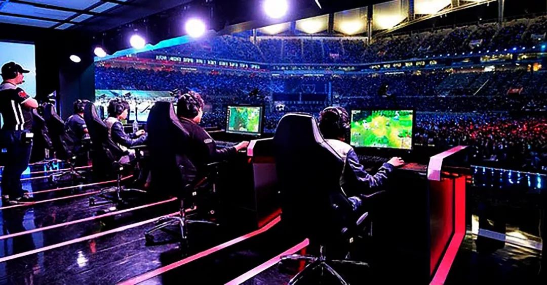 也为后人的 也为后人的