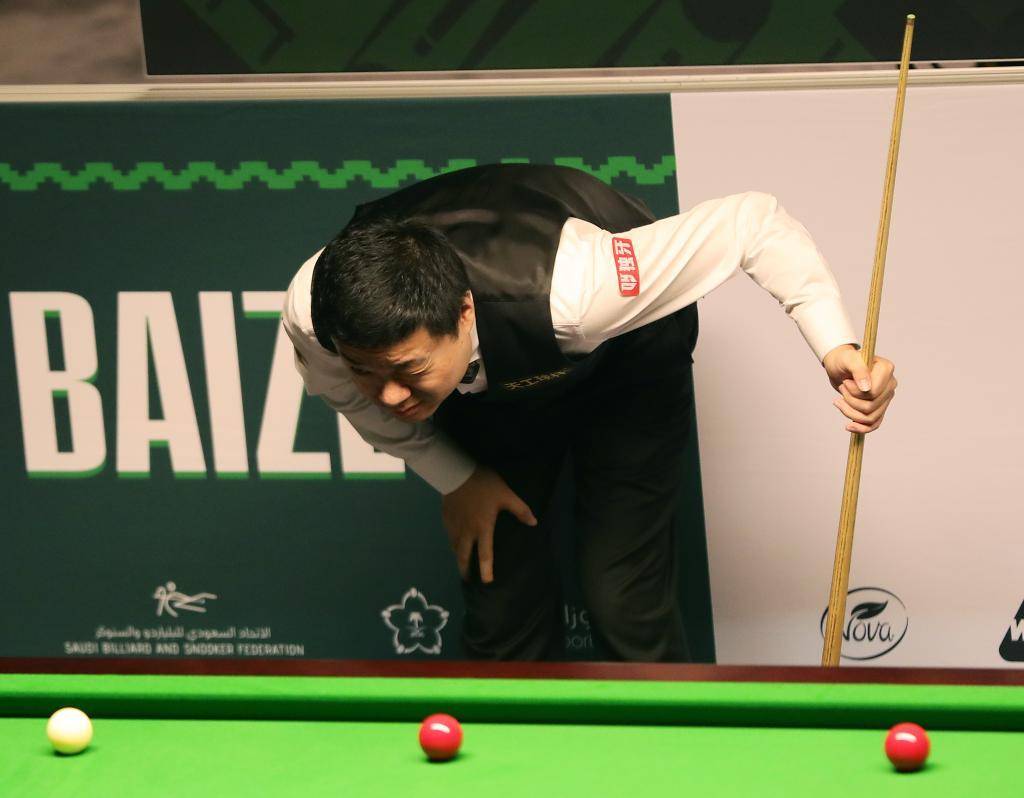 因此吸引了 因此吸引了