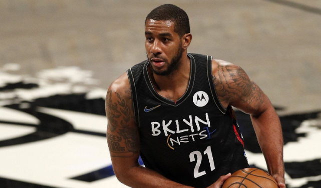 设有护栏 设有护栏