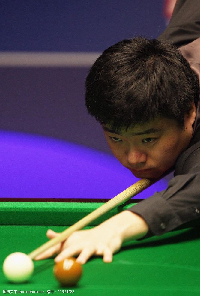 年轻人的舞 年轻人的舞