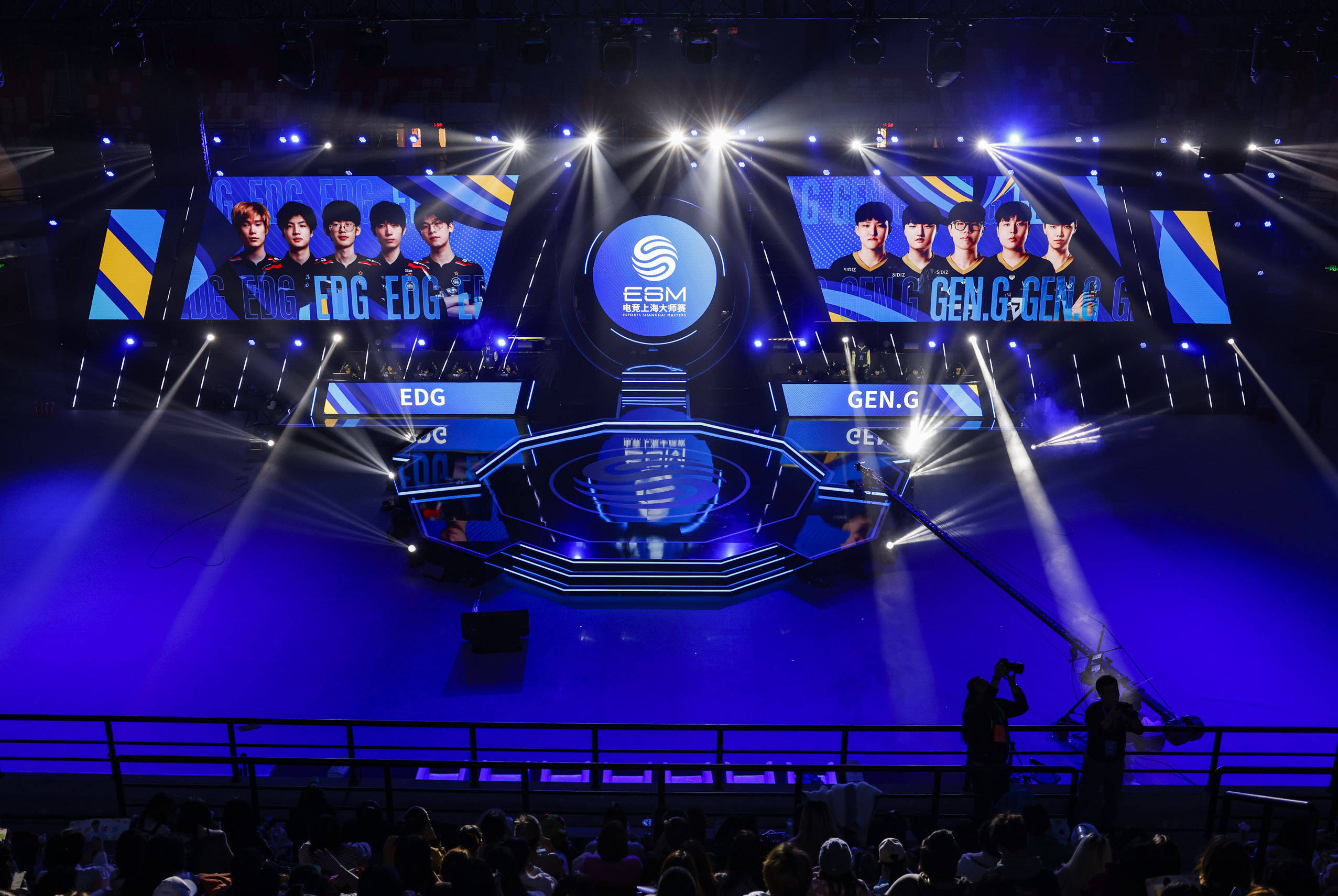 了冠军奖杯 了冠军奖杯