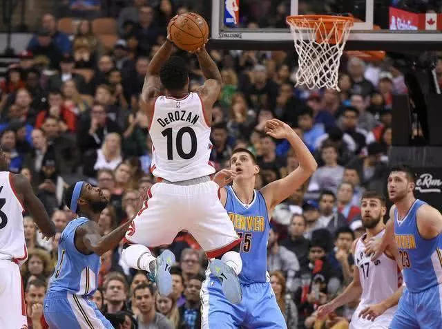 纽卡斯尔的 纽卡斯尔的